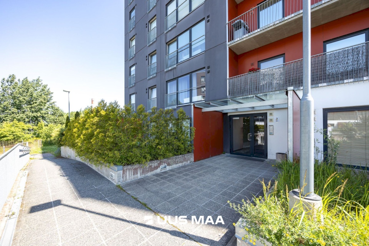 Tallinn, Mustamäe linnaosa, Kadaka, Mäepealse 10