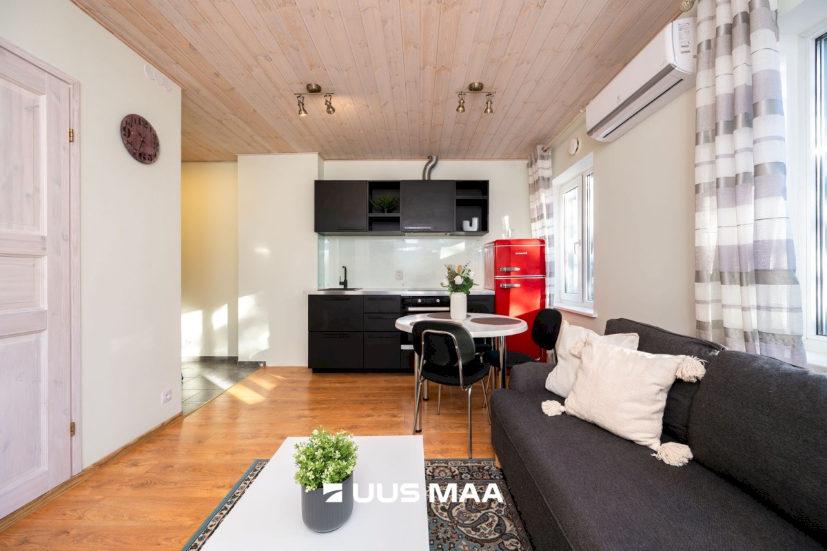 Tallinn, Nõmme linnaosa, Männiku tee 111