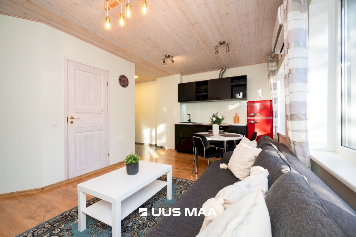 Tallinn, Nõmme linnaosa, Männiku tee 111