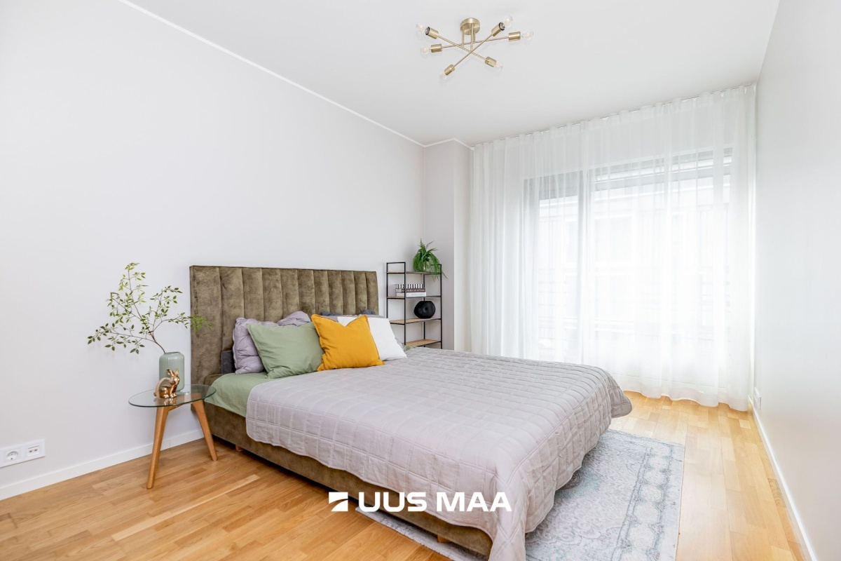 Tallinn, Kesklinna linnaosa, C. R. Jakobsoni 17