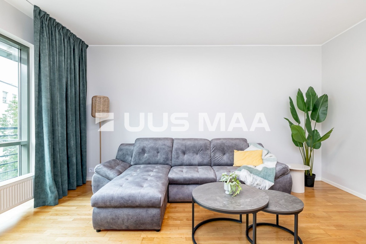 Tallinn, Kesklinna linnaosa, C. R. Jakobsoni 17