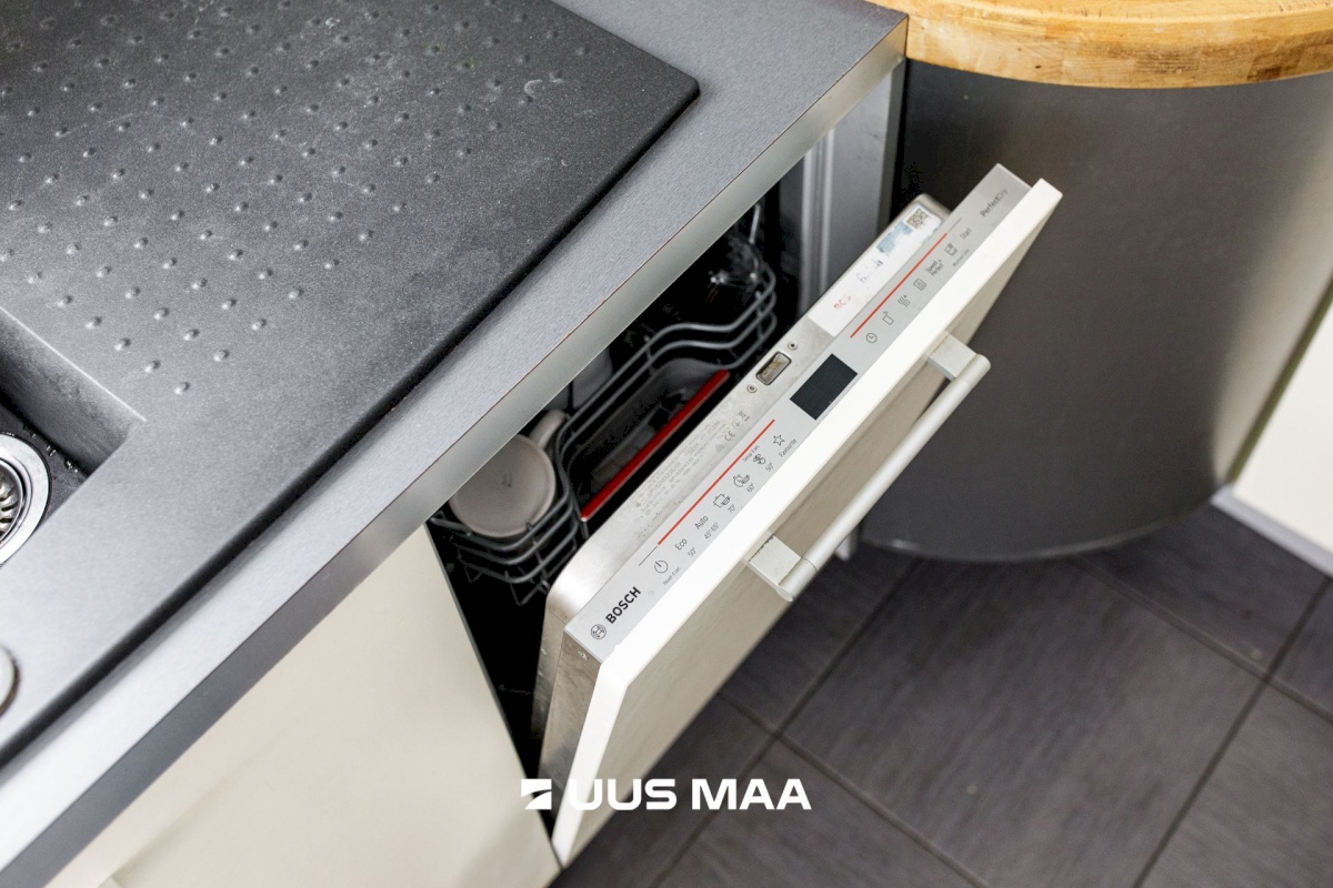 Kiili vald, Kangru alevik, Kullerkupu 9