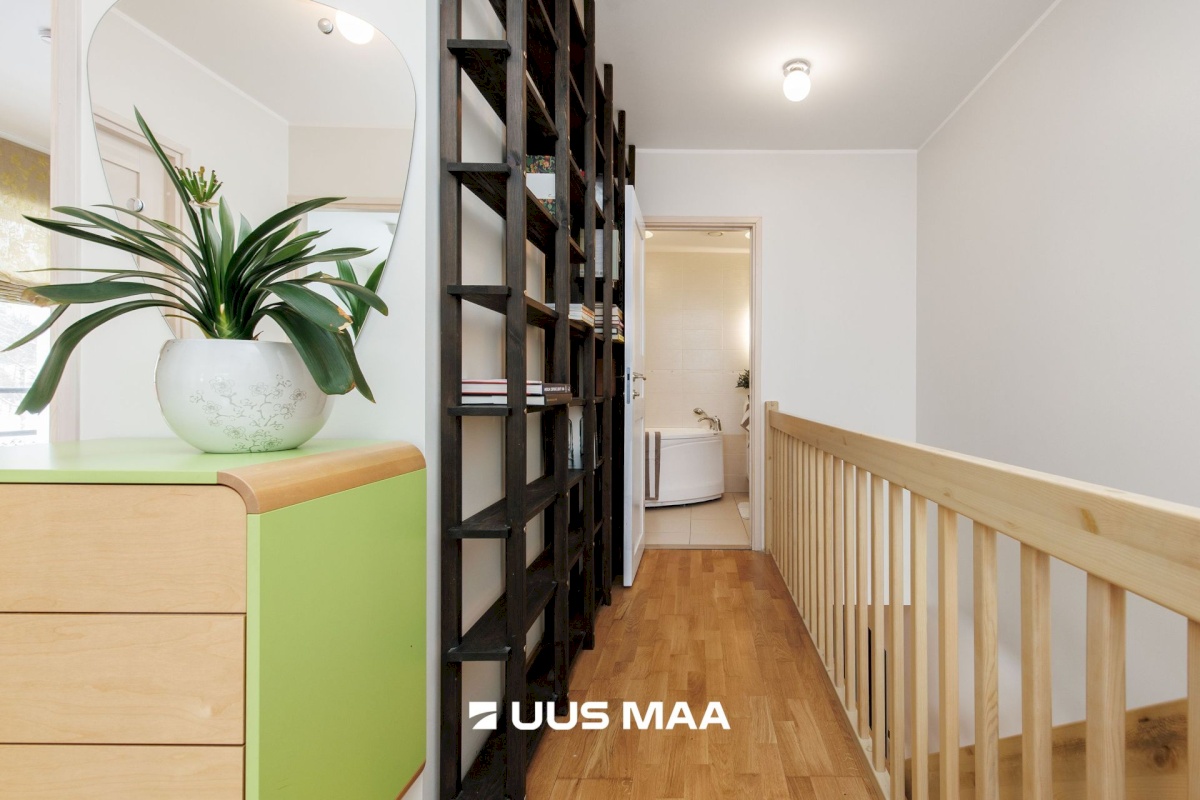 Kiili vald, Kangru alevik, Kullerkupu 9