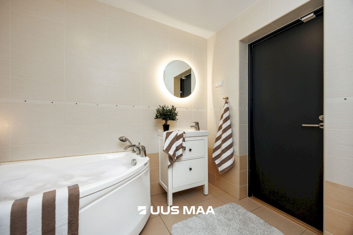 Kiili vald, Kangru alevik, Kullerkupu 9