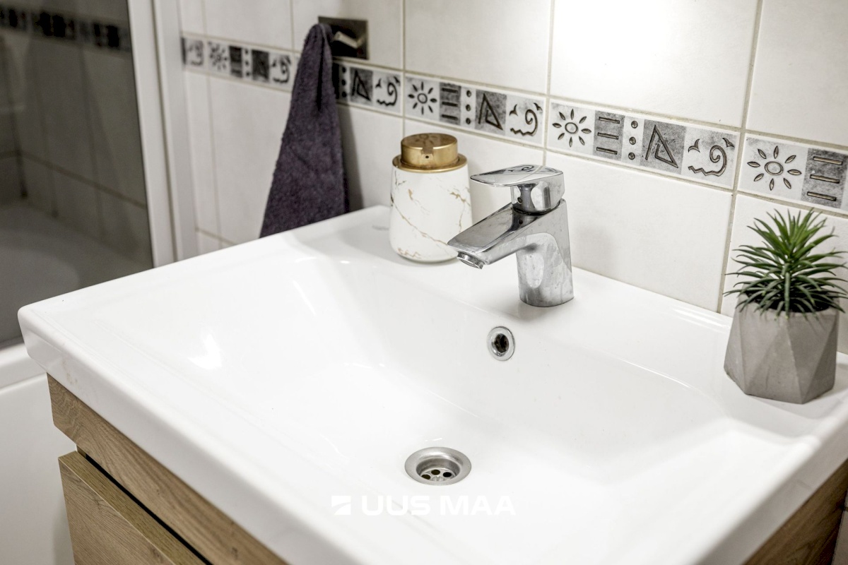 Rae vald, Jüri alevik, Tiigi tn 5