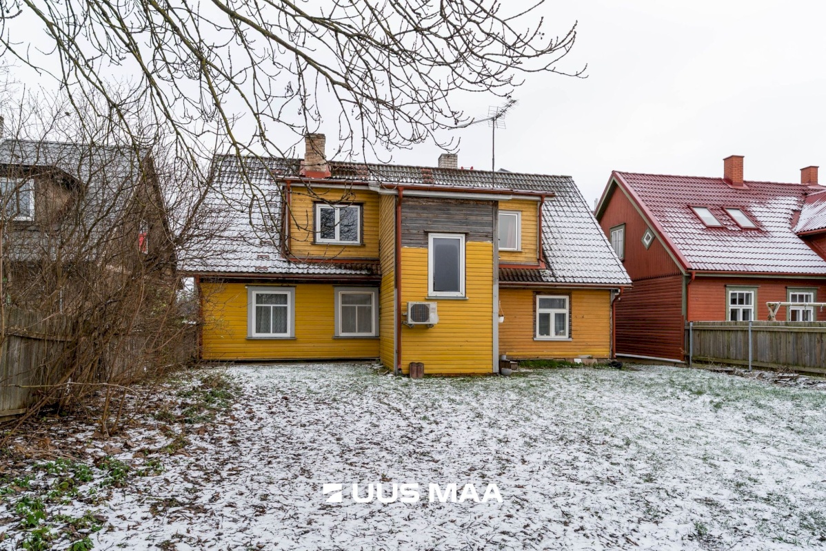 Viljandi linn, Kesklinn, Tallinna tn 33