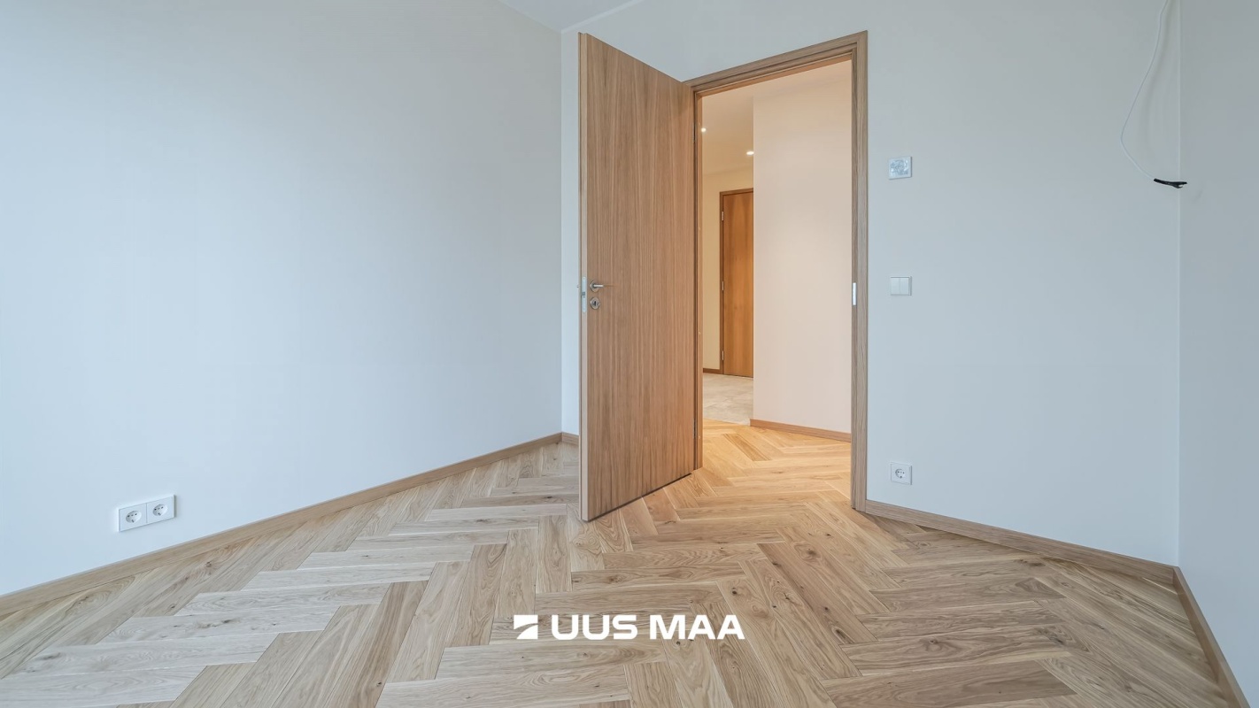 Tallinn, Nõmme linnaosa, Pääsküla, Vabaduse pst 170-2