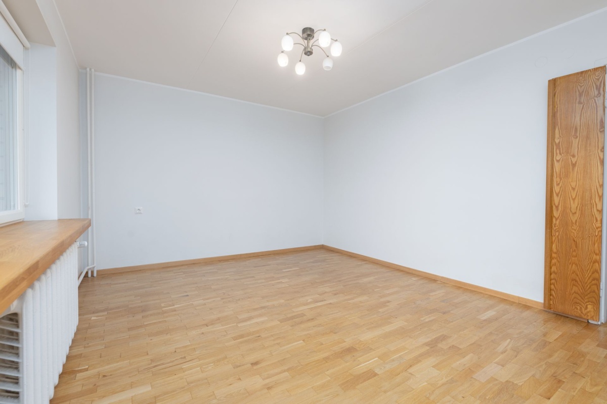 Tallinn, Kesklinna linnaosa, Kadriorg, Tina 21a