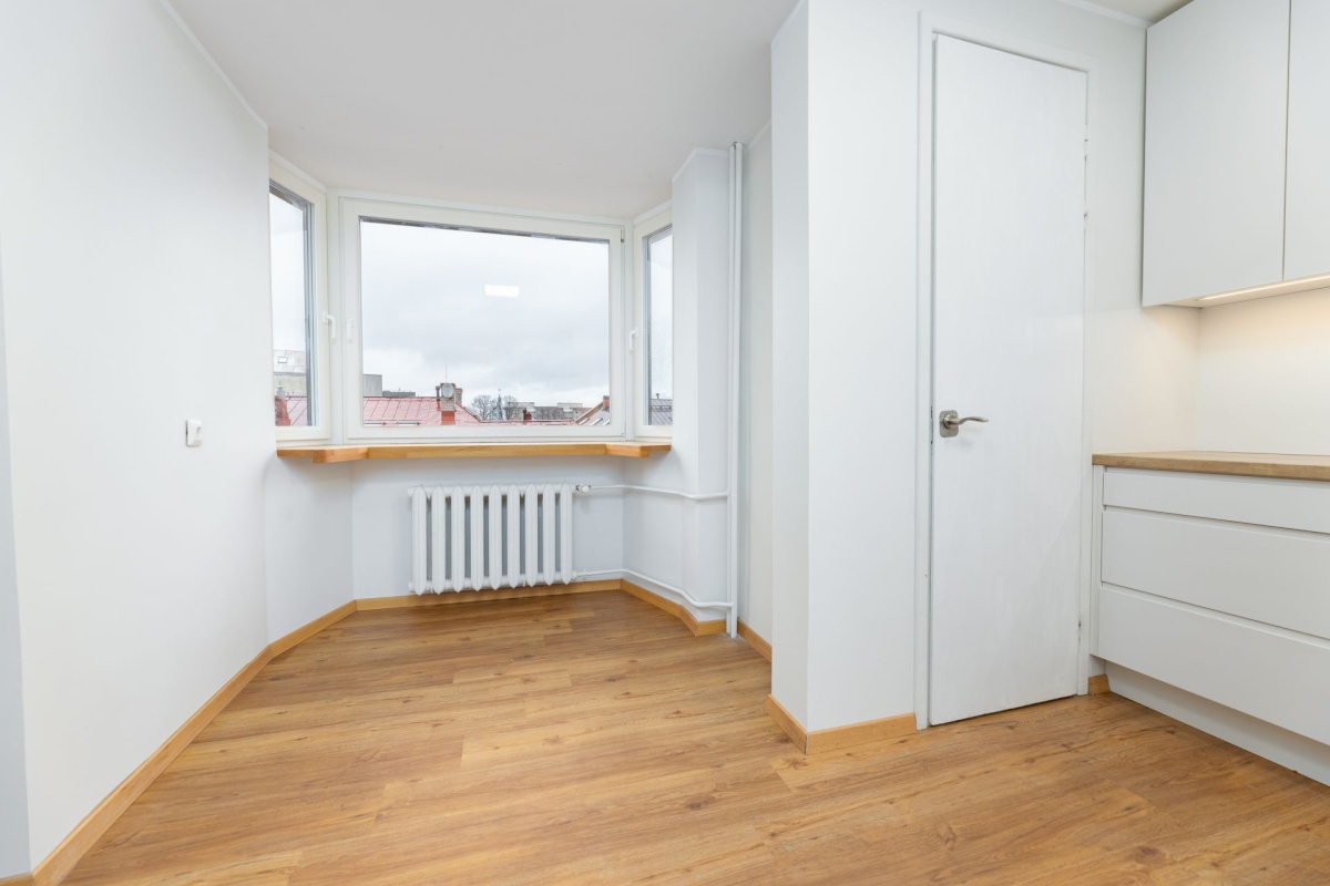 Tallinn, Kesklinna linnaosa, Kadriorg, Tina 21a