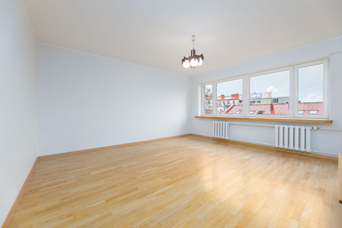 Tallinn, Kesklinna linnaosa, Kadriorg, Tina 21a