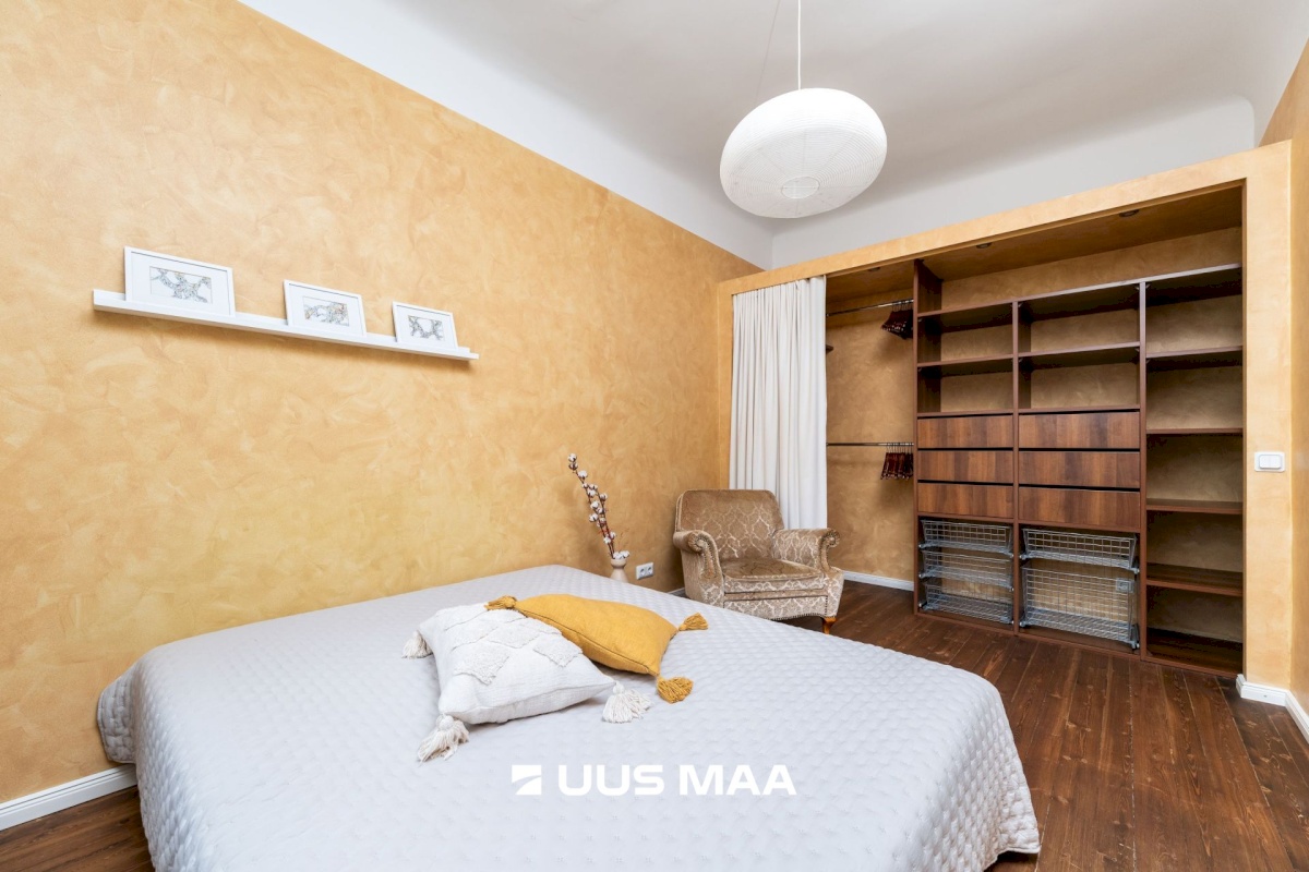 Tallinn, Kesklinna linnaosa, Väike-Ameerika 6