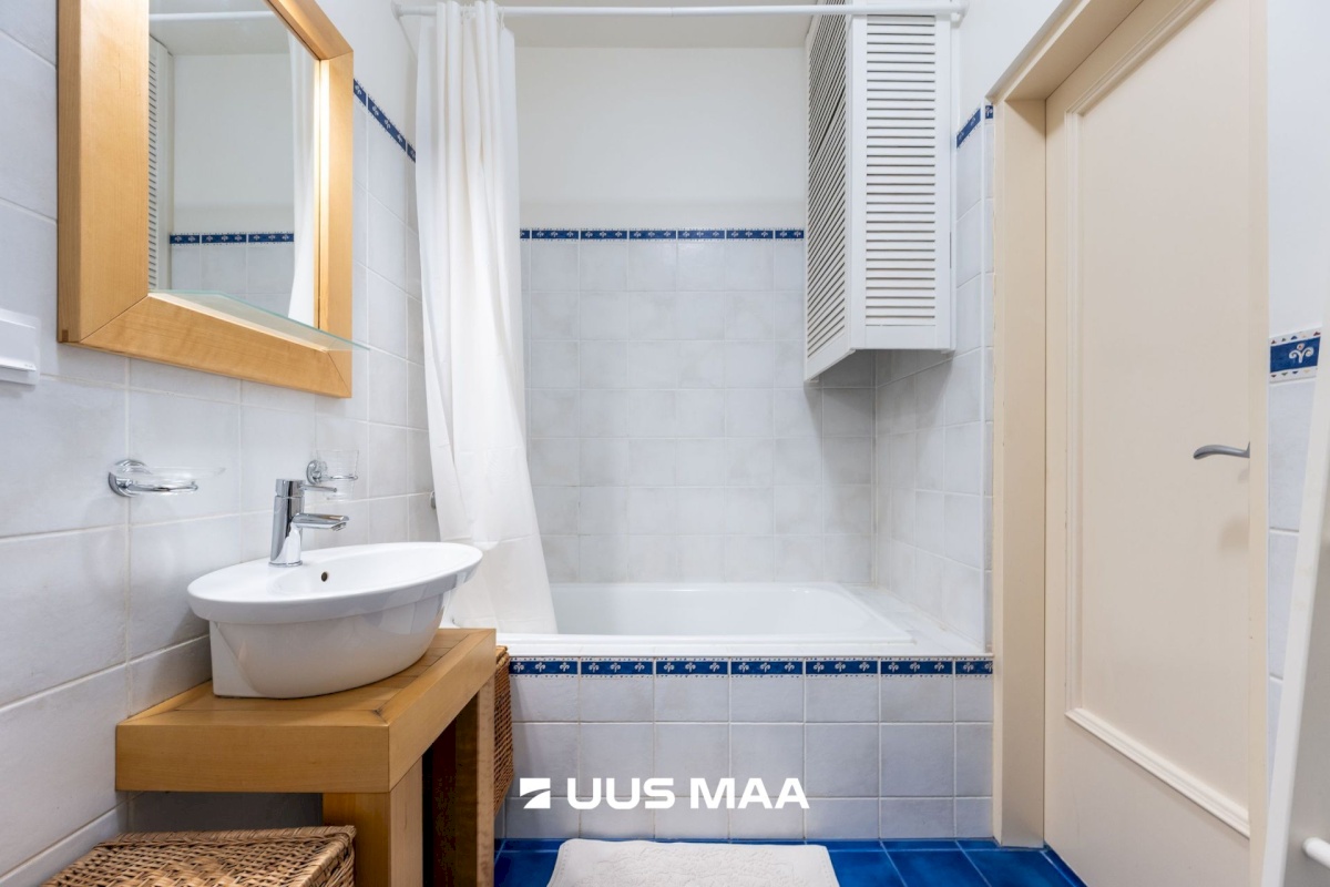 Tallinn, Kesklinna linnaosa, Väike-Ameerika 6