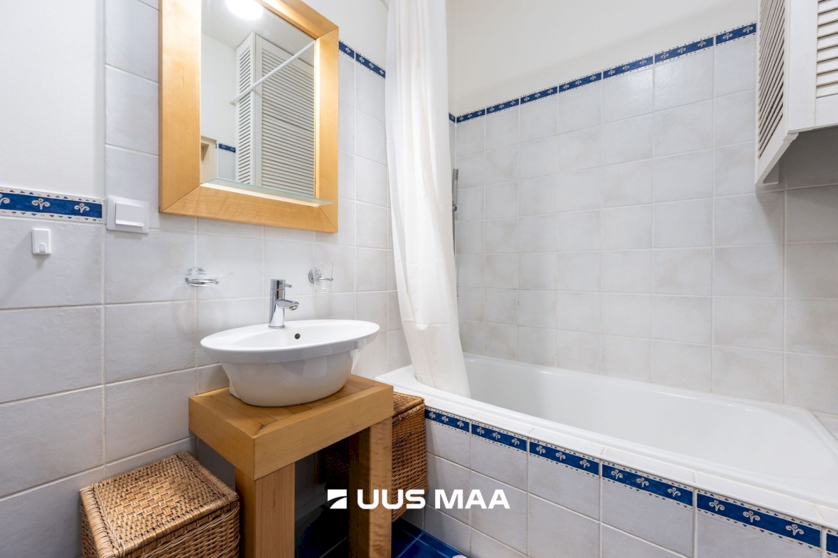 Tallinn, Kesklinna linnaosa, Väike-Ameerika 6