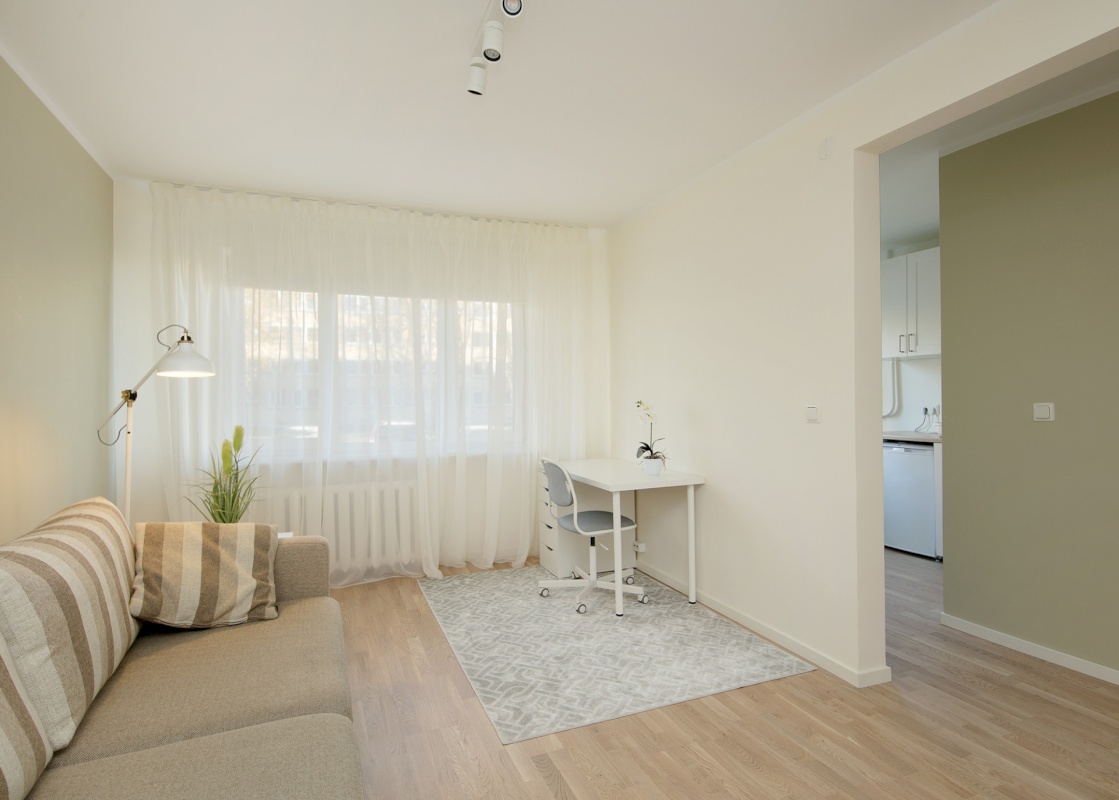 Tallinn, Mustamäe linnaosa, Akadeemia tee 10