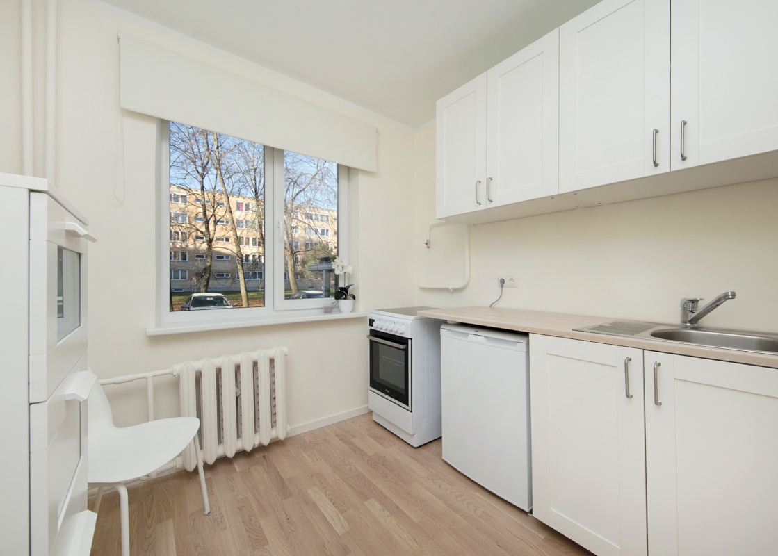 Tallinn, Mustamäe linnaosa, Akadeemia tee 10