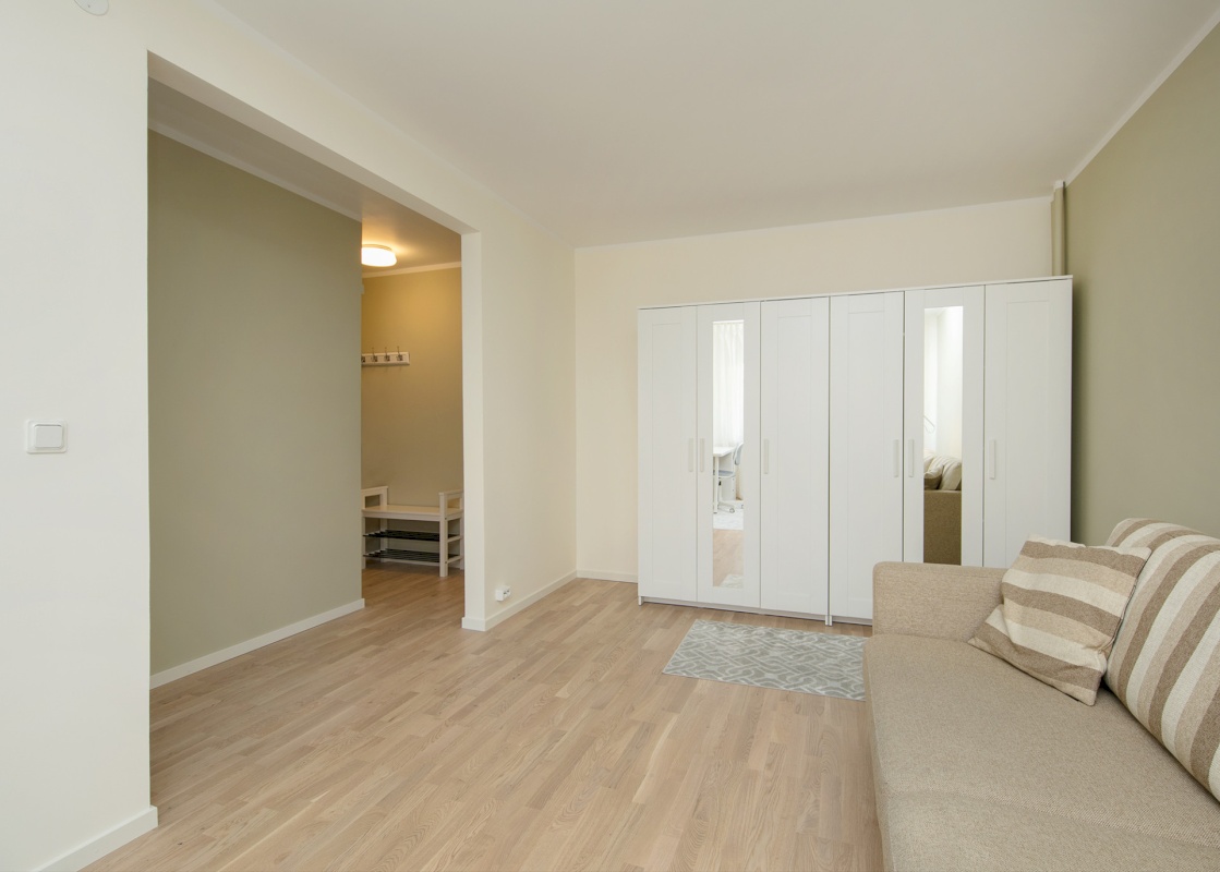 Tallinn, Mustamäe linnaosa, Akadeemia tee 10