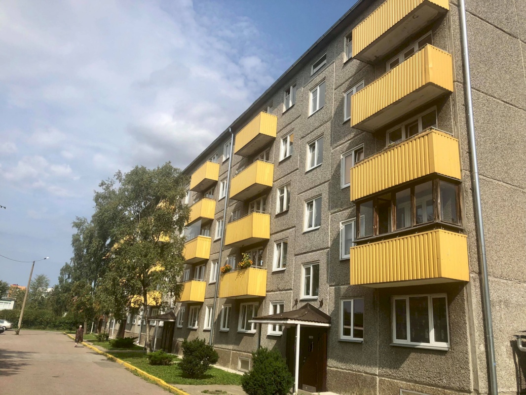 Tallinn, Mustamäe linnaosa, Akadeemia tee 10