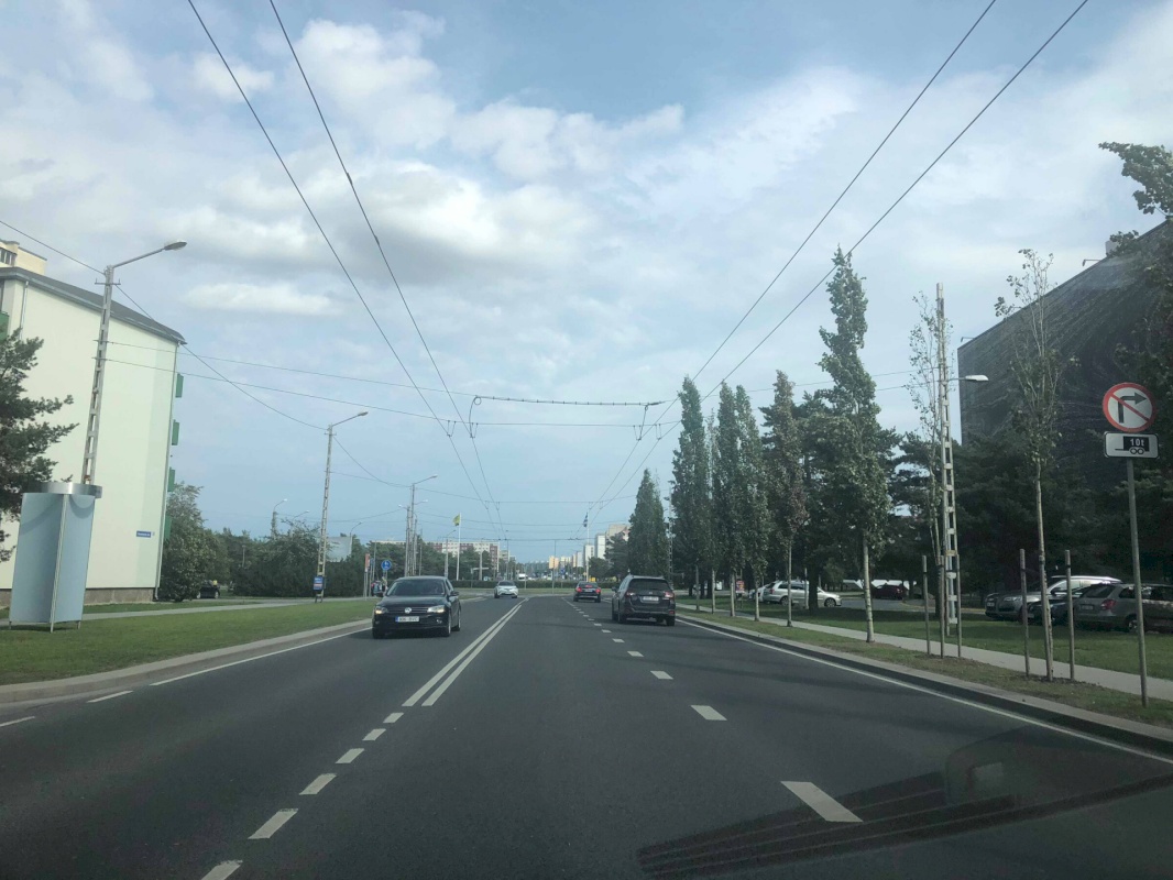 Tallinn, Mustamäe linnaosa, Akadeemia tee 10