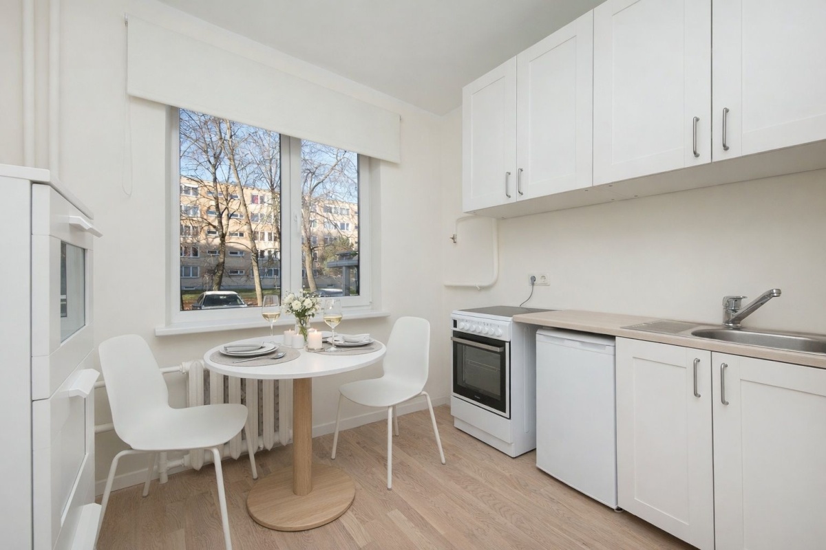 Tallinn, Mustamäe linnaosa, Akadeemia tee 10