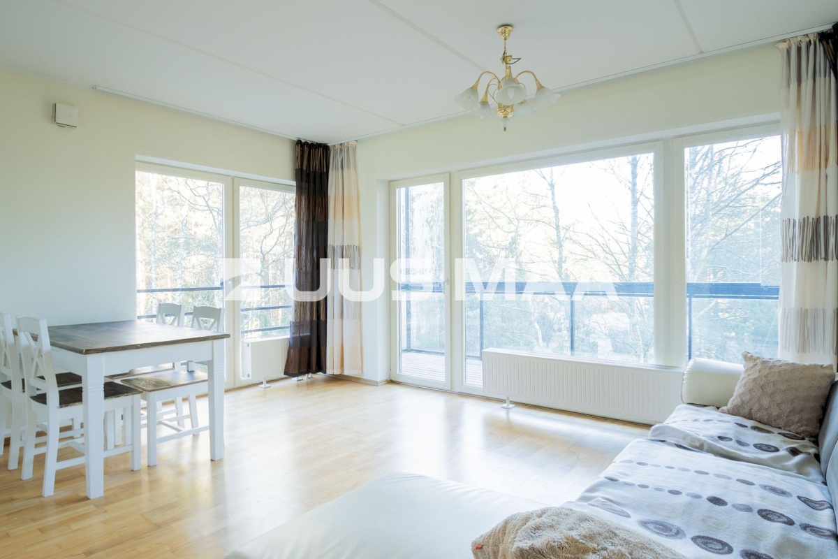 Saaremaa vald, Kuressaare linn, Kotkapoja 6