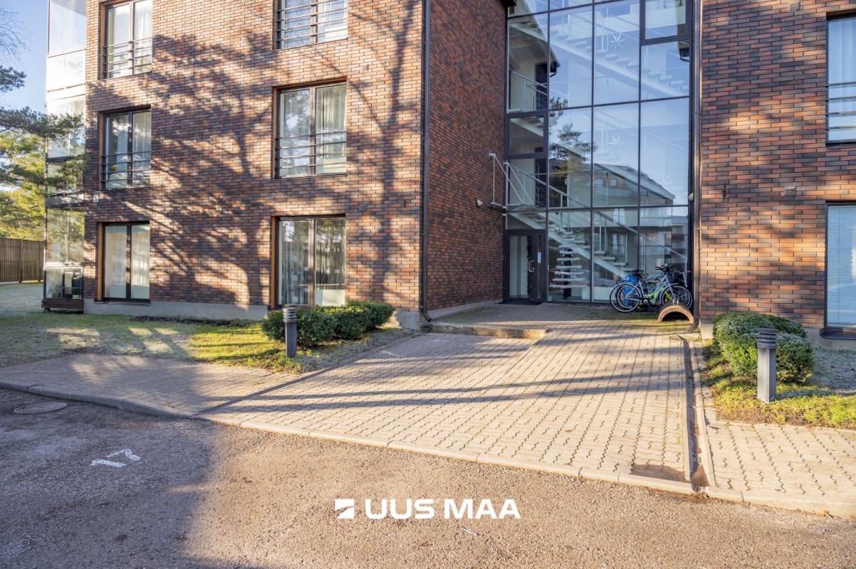 Saaremaa vald, Kuressaare linn, Kotkapoja 6