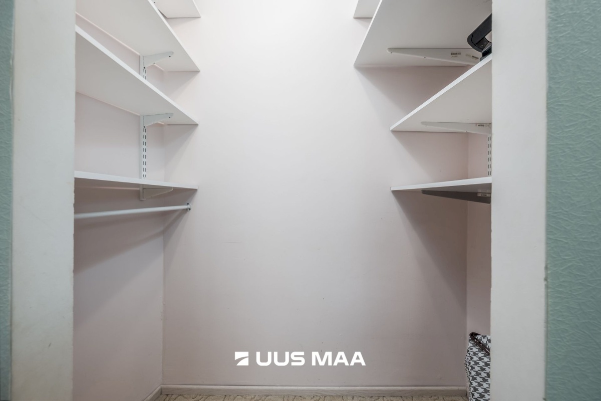 Keila linn, Vasara 9