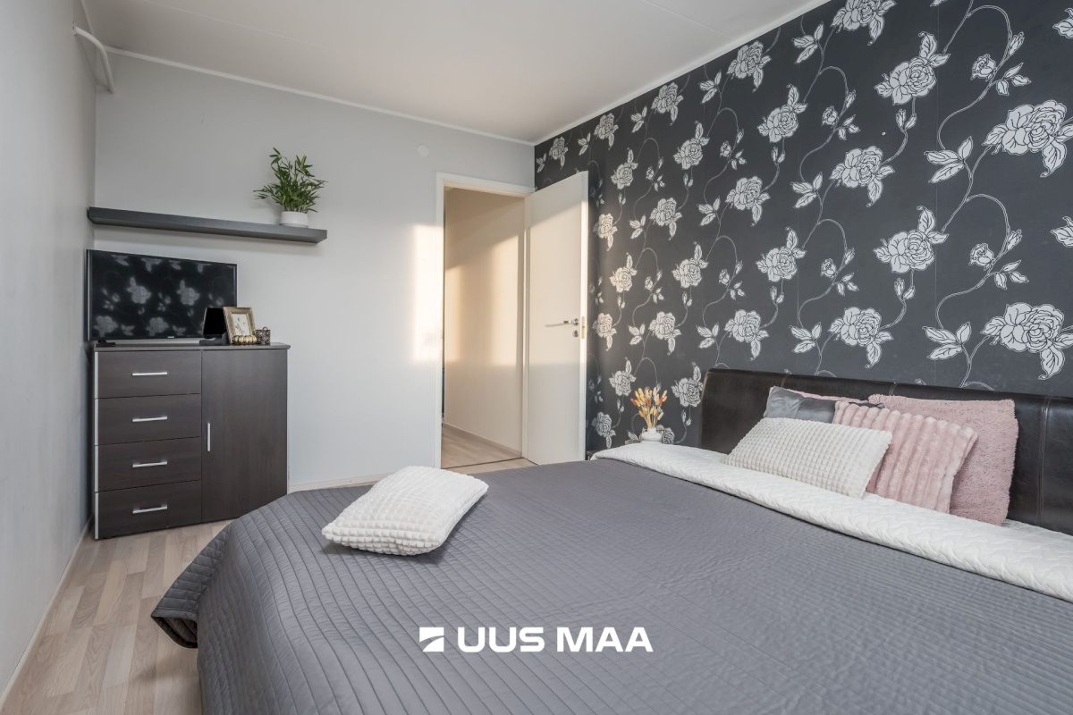 Keila linn, Vasara 9