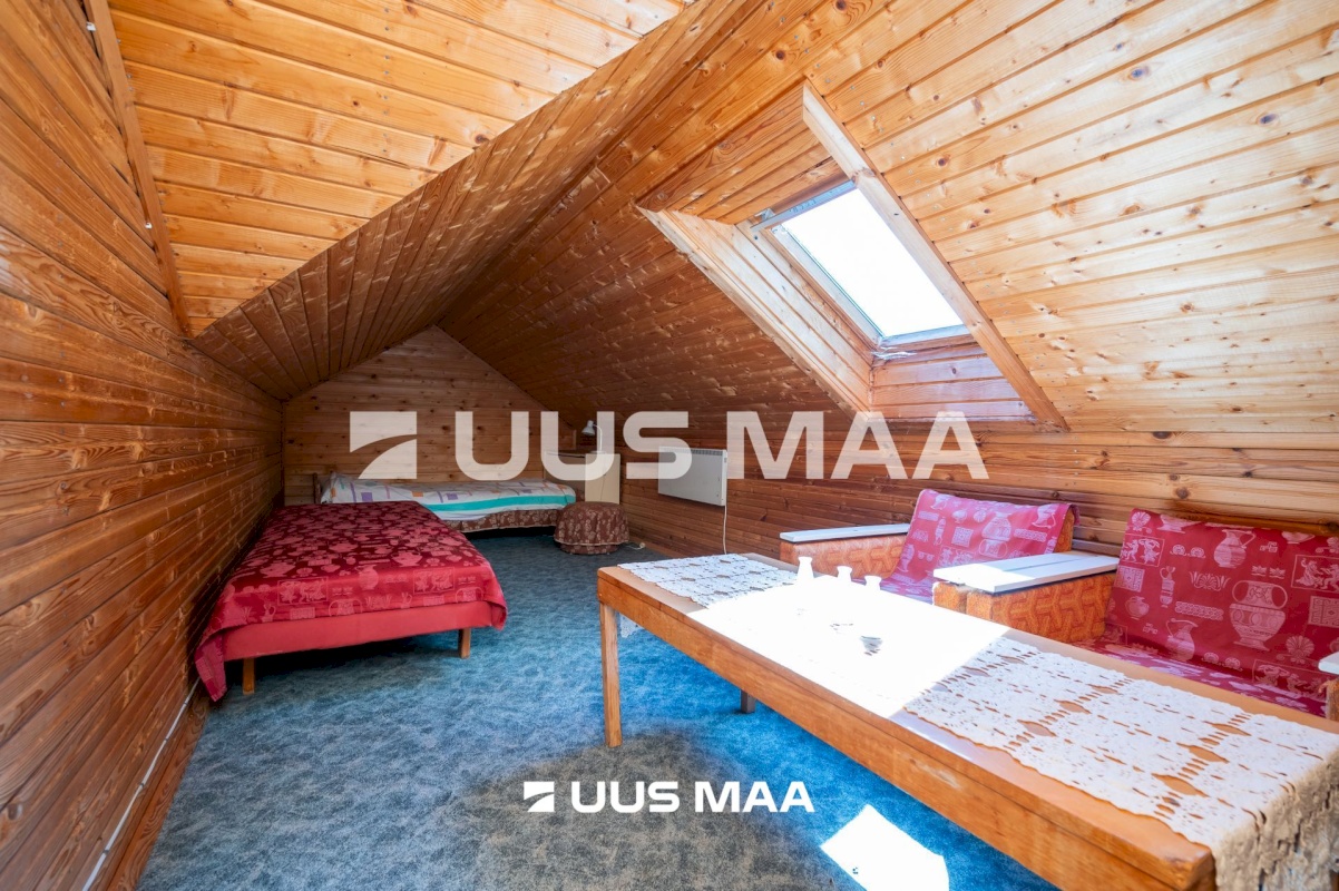 Viimsi vald, Leppneeme küla, Roosimetsa tee 2