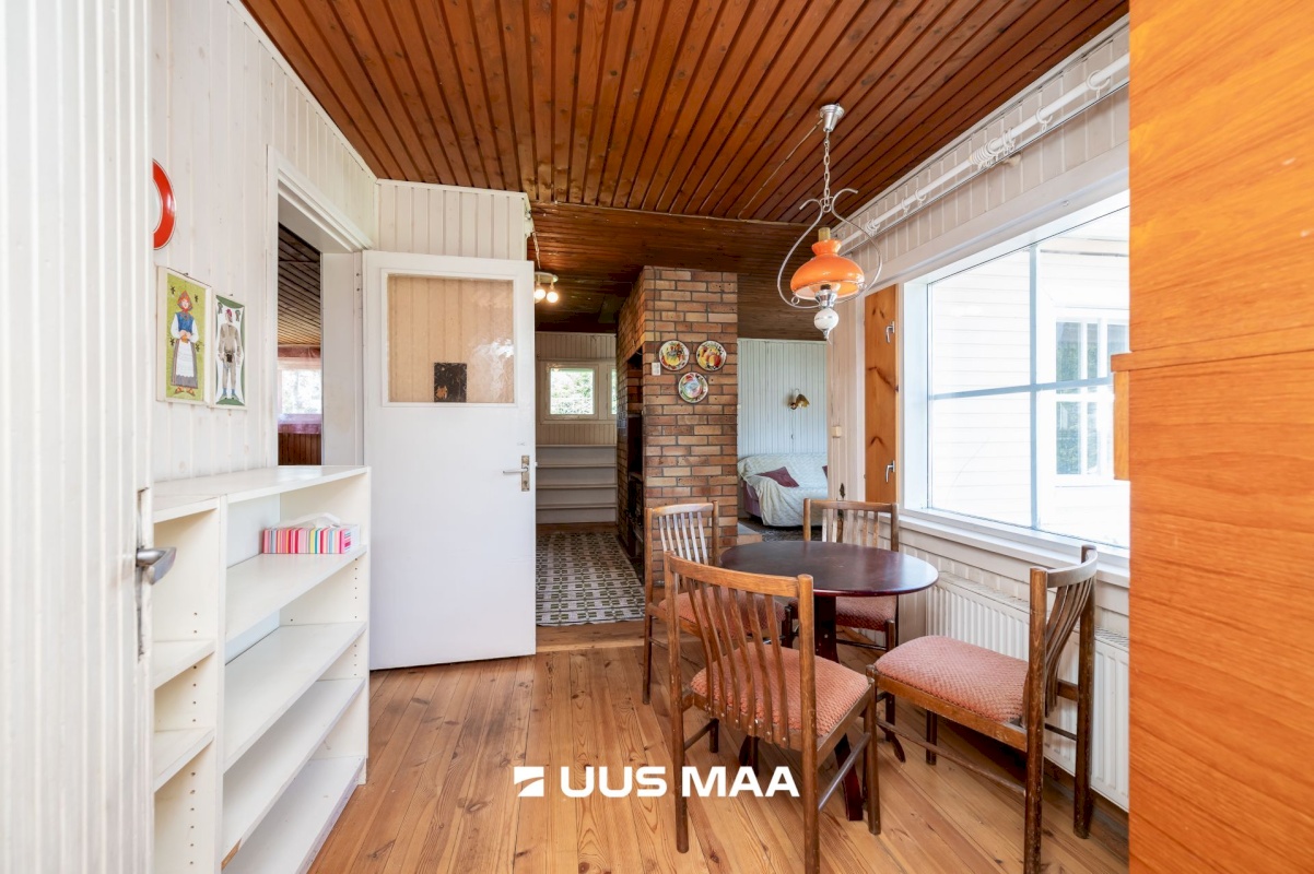 Viimsi vald, Leppneeme küla, Roosimetsa tee 2