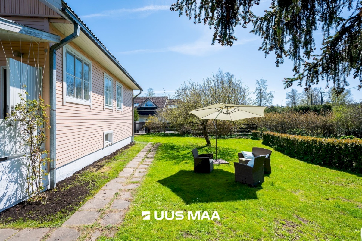 Viimsi vald, Leppneeme küla, Roosimetsa tee 2