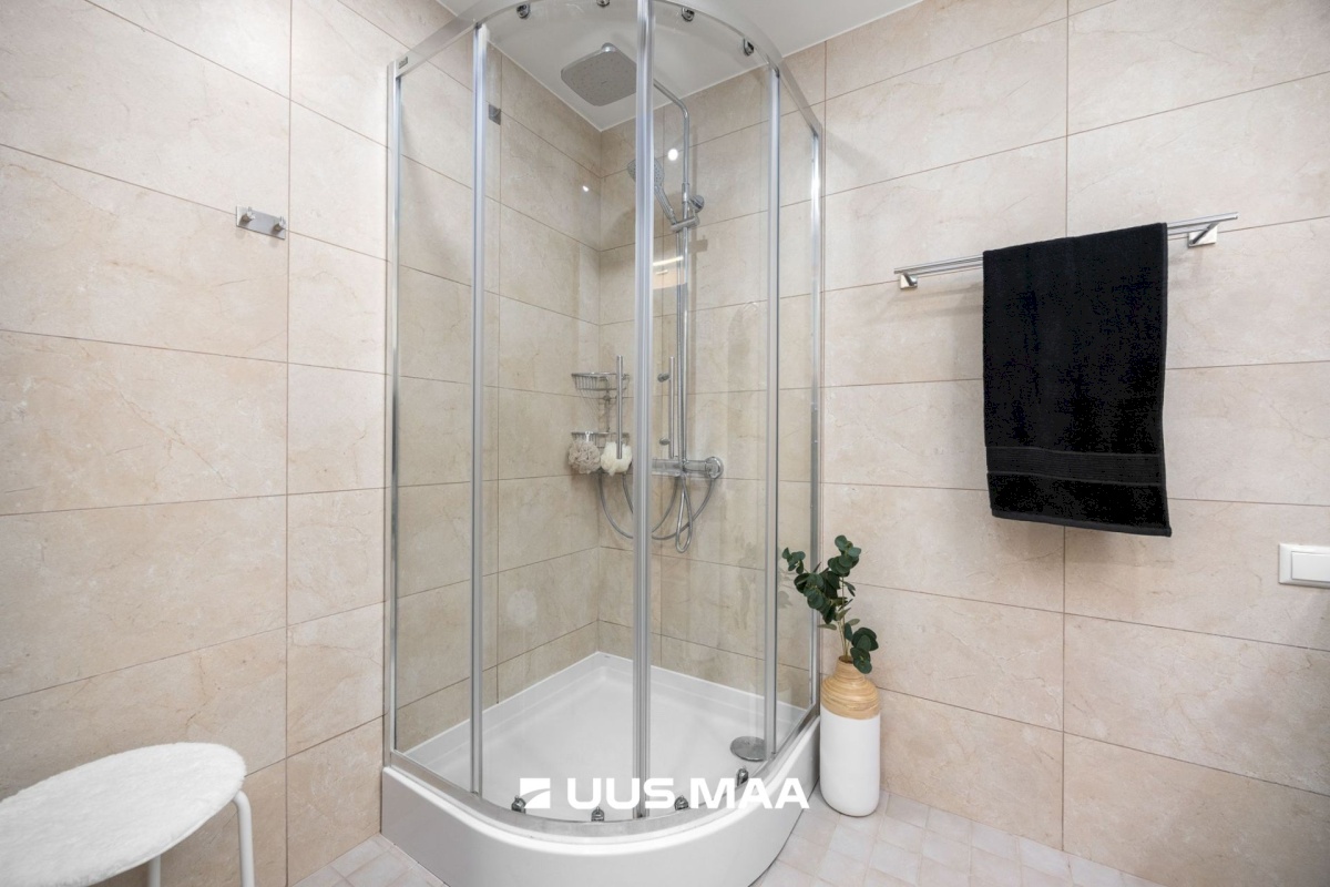 Tallinn, Kesklinna linnaosa, Kadriorg, Joa tn 9