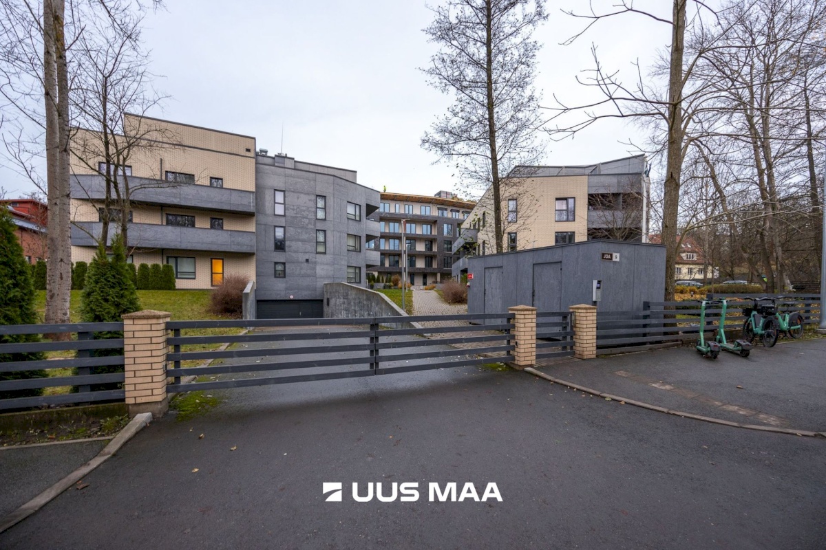 Tallinn, Kesklinna linnaosa, Kadriorg, Joa tn 9