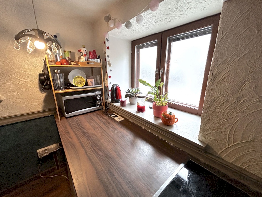 Tallinn, Põhja-Tallinna linnaosa, Kalamaja, Valgevase 11