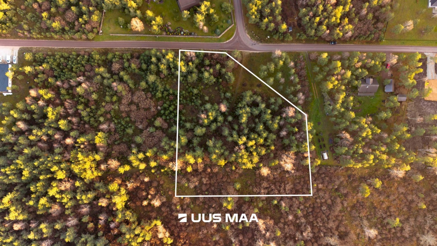 Saaremaa vald, Upa küla, Kaarli tee 10