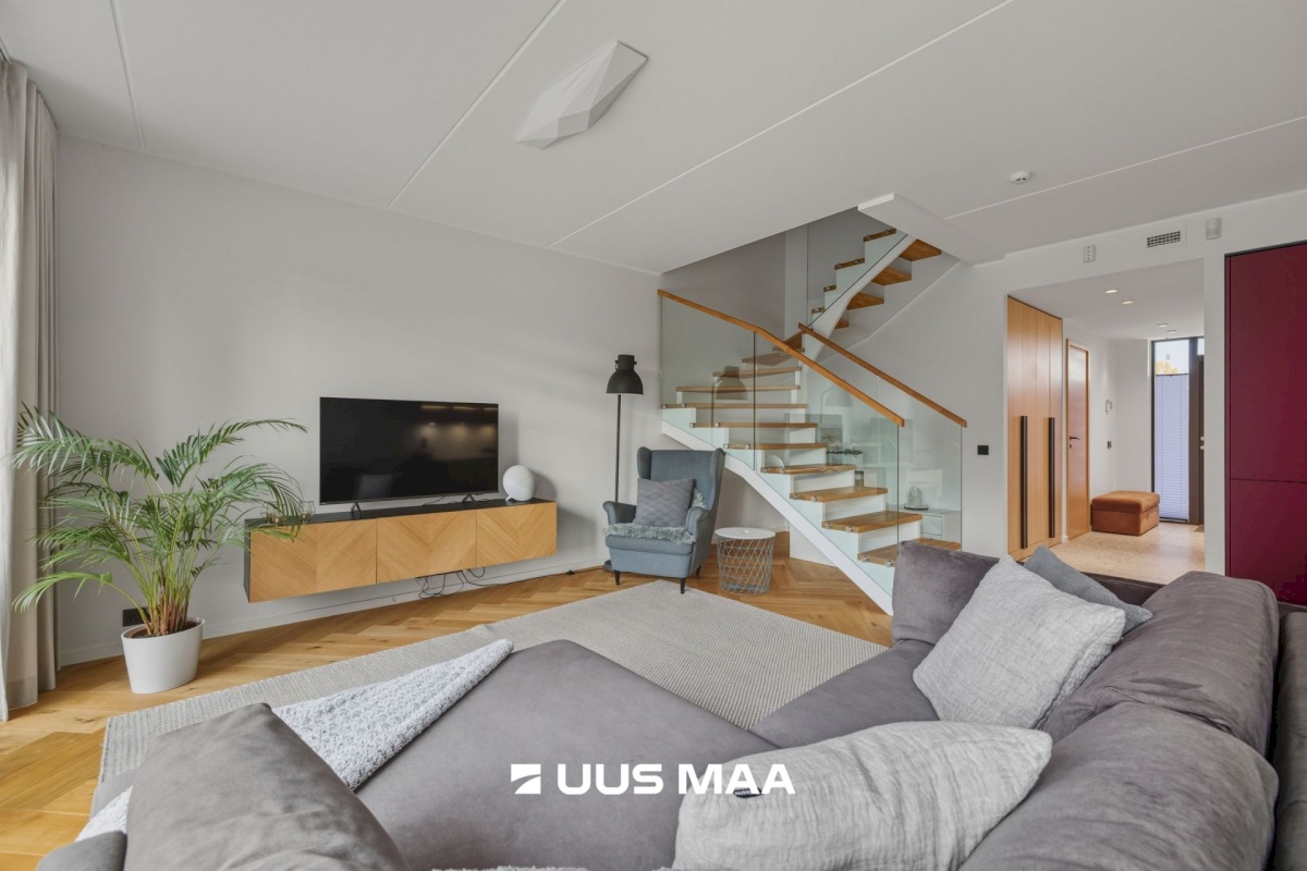 Viimsi vald, Haabneeme alevik, Laaneserva tee 2