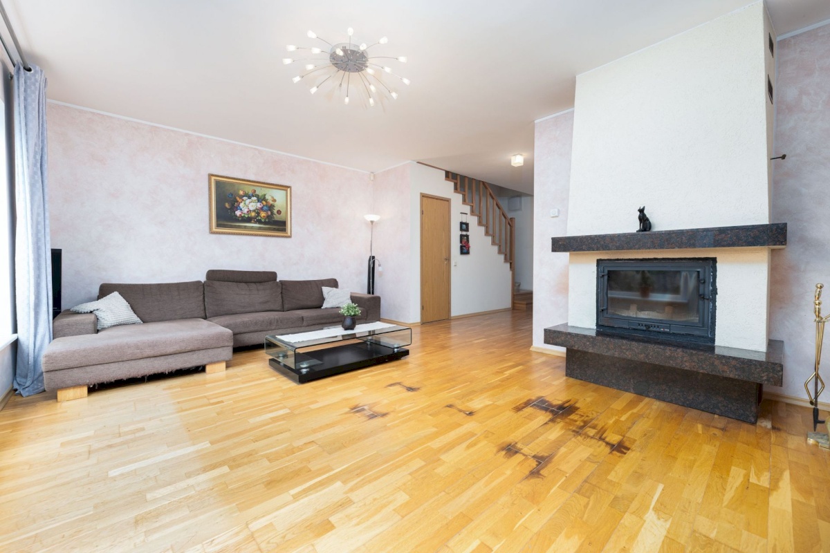 Viimsi vald, Metsakasti küla, Marjamaa tee 18