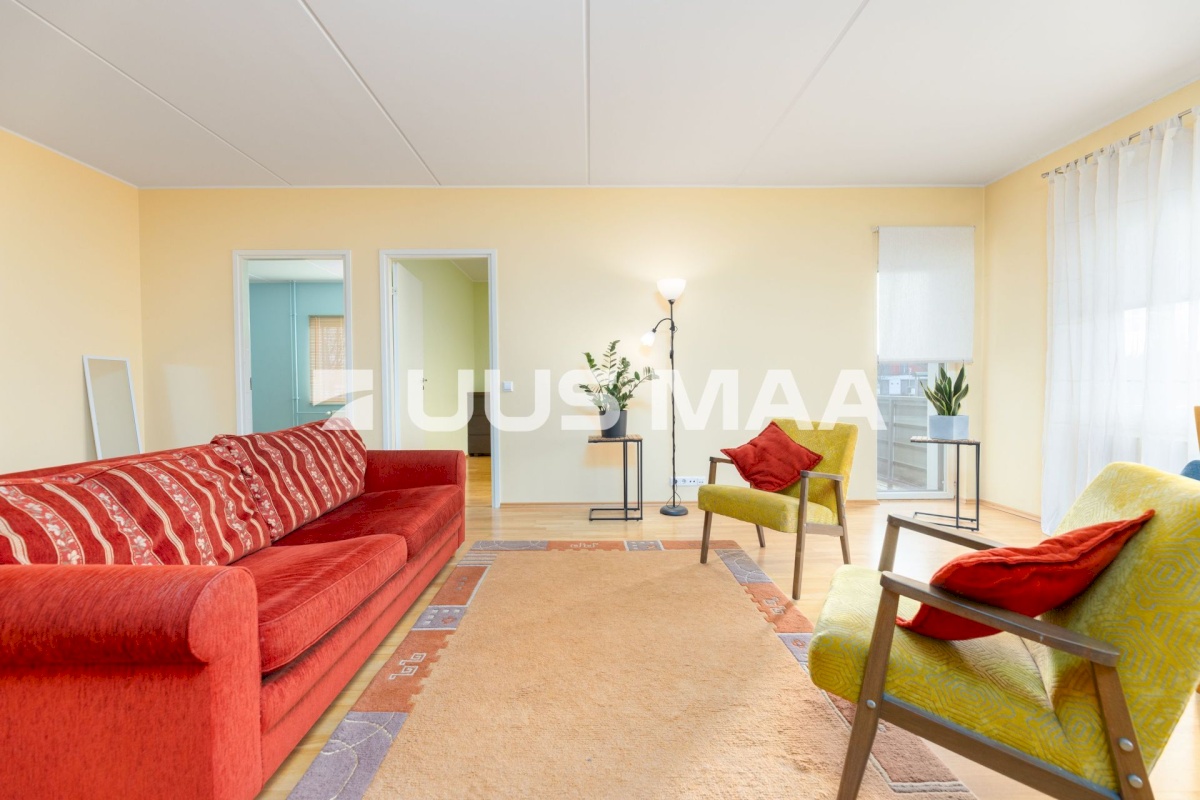 Rae vald, Peetri alevik, Uus maa tee 8