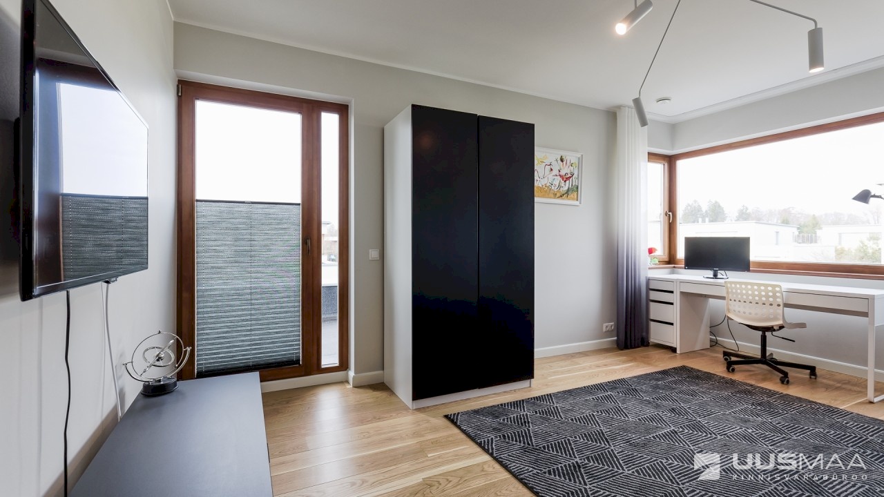 Tallinn, Pirita linnaosa, Rebasesaba tee 5