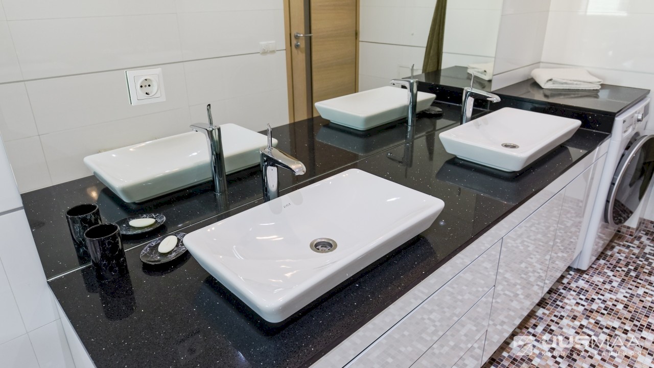 Tallinn, Pirita linnaosa, Rebasesaba tee 5