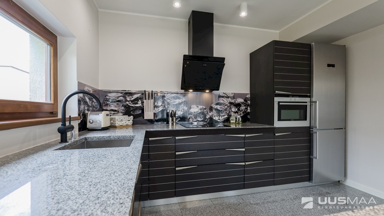 Tallinn, Pirita linnaosa, Rebasesaba tee 5