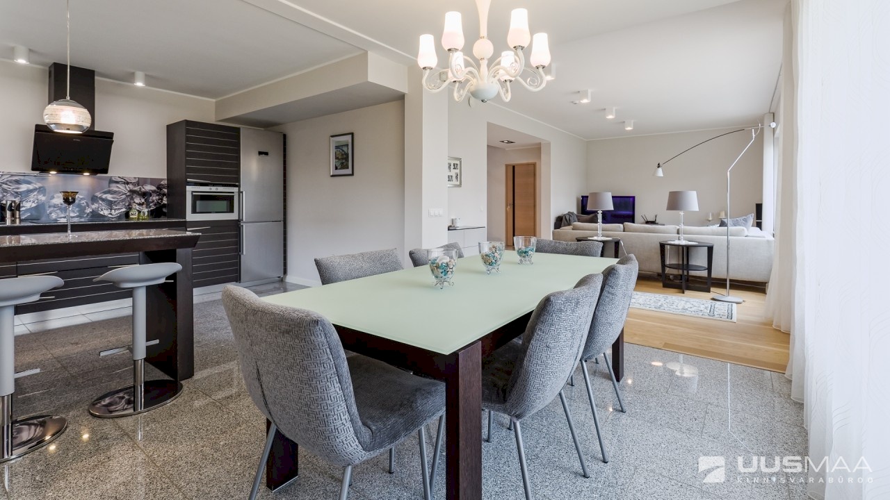 Tallinn, Pirita linnaosa, Rebasesaba tee 5