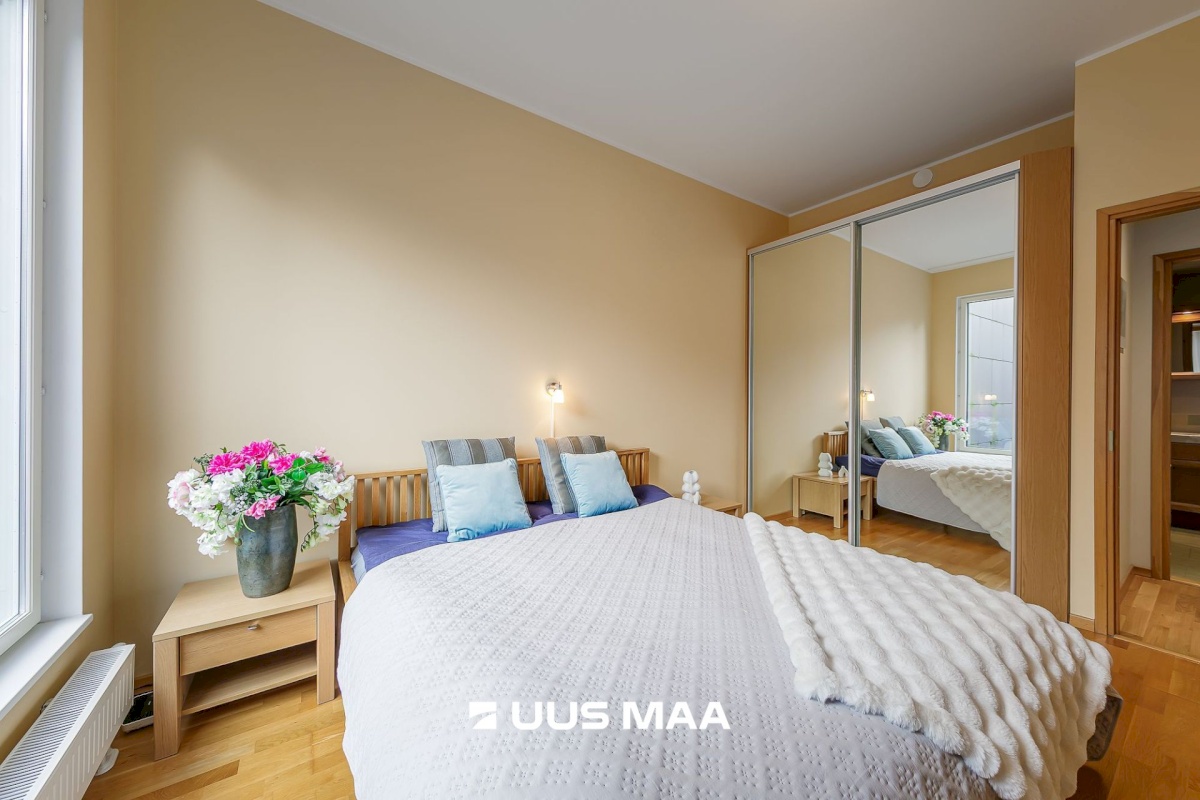 Tallinn, Kesklinna linnaosa, Hobujaama 10