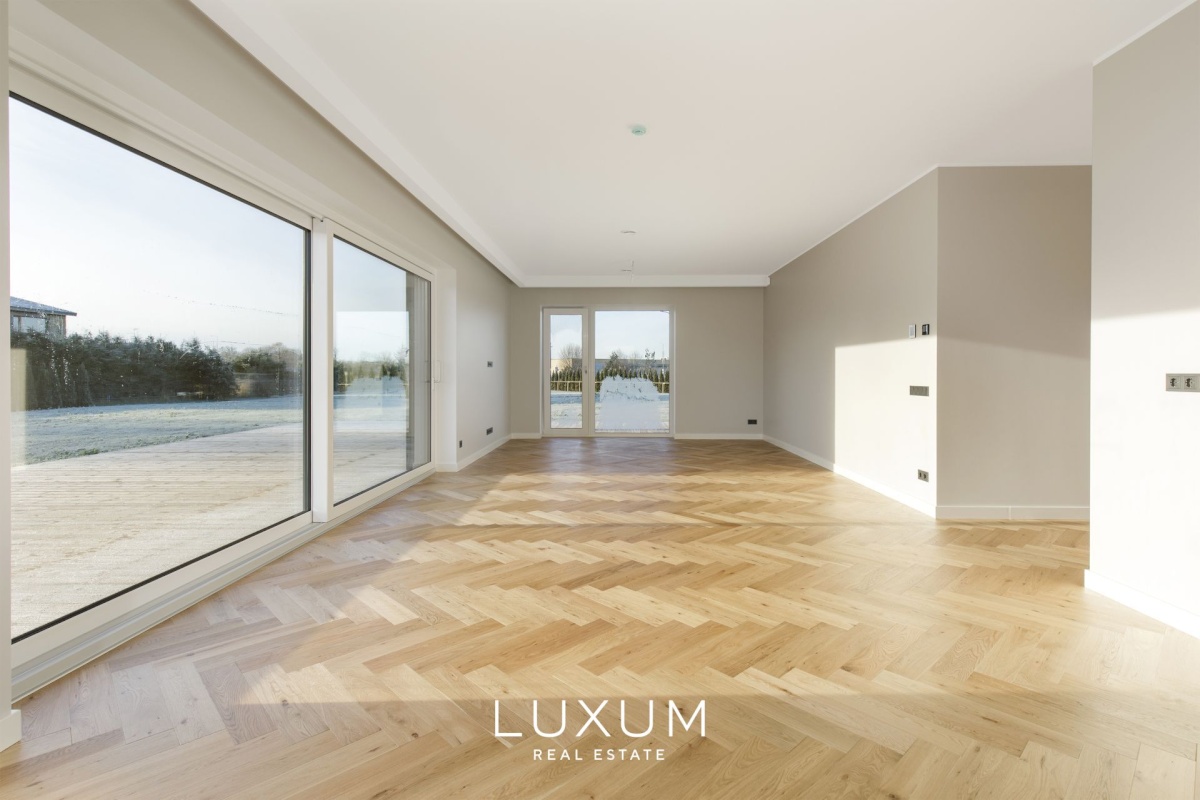 Harku vald, Muraste küla, Kolmiku tn