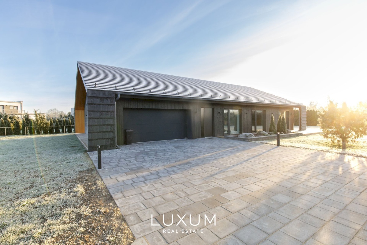 Harku vald, Muraste küla, Kolmiku tn