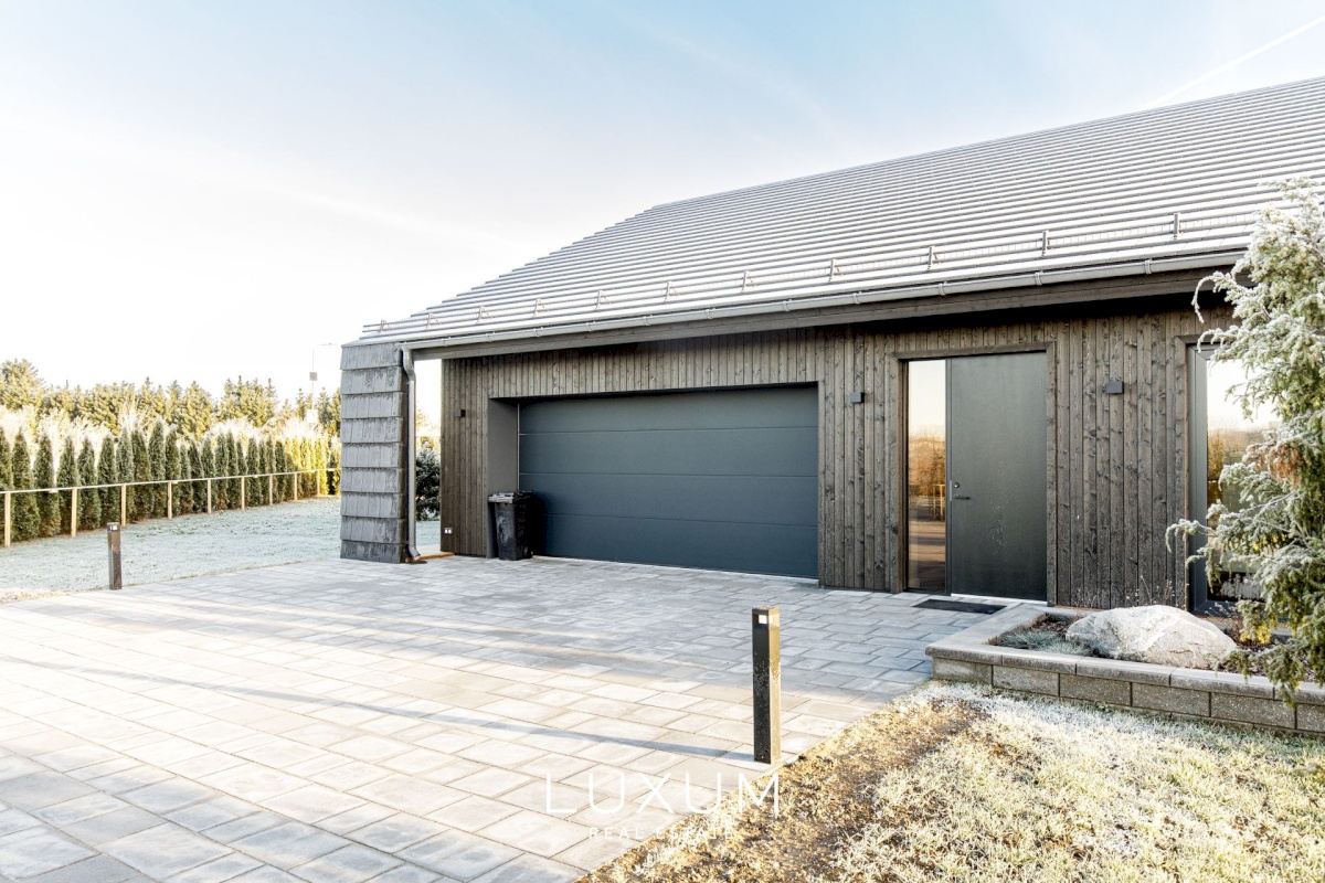 Harku vald, Muraste küla, Kolmiku tn