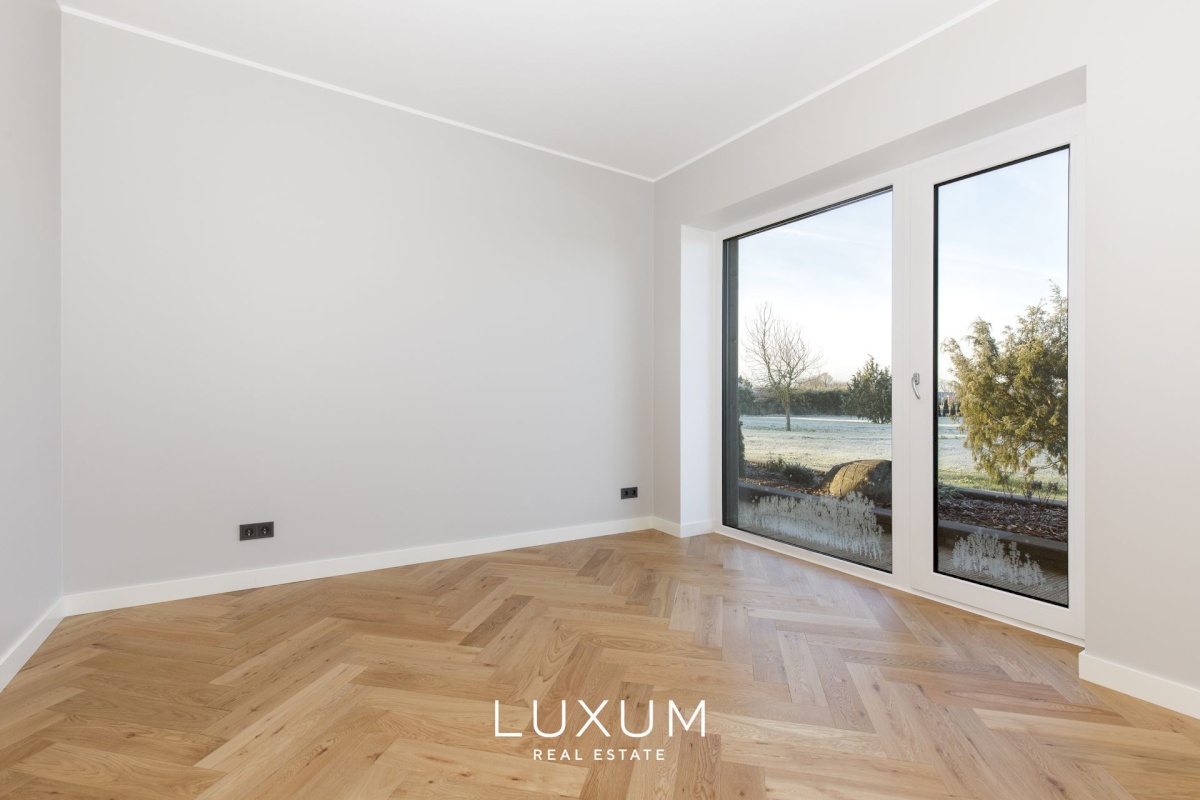 Harku vald, Muraste küla, Kolmiku tn