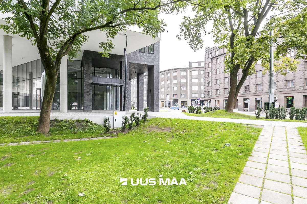 Tallinn, Kesklinna linnaosa, Pärnu mnt 33