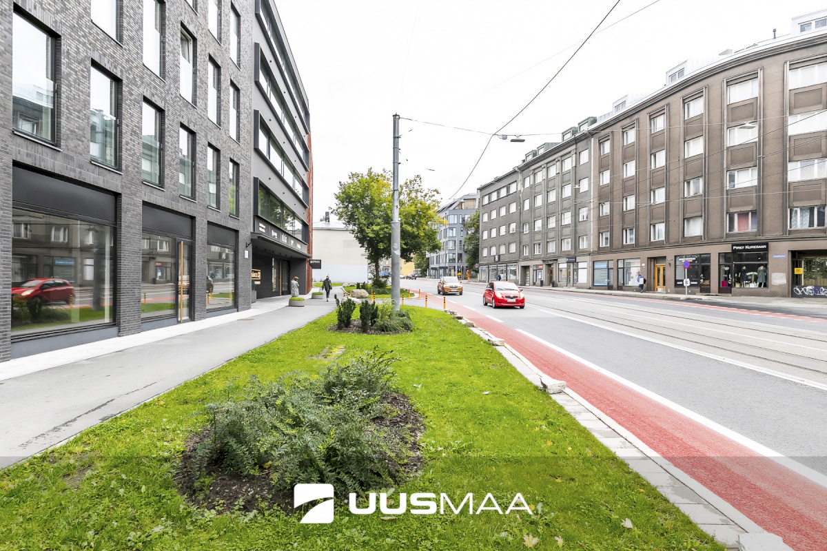 Tallinn, Kesklinna linnaosa, Pärnu mnt 33