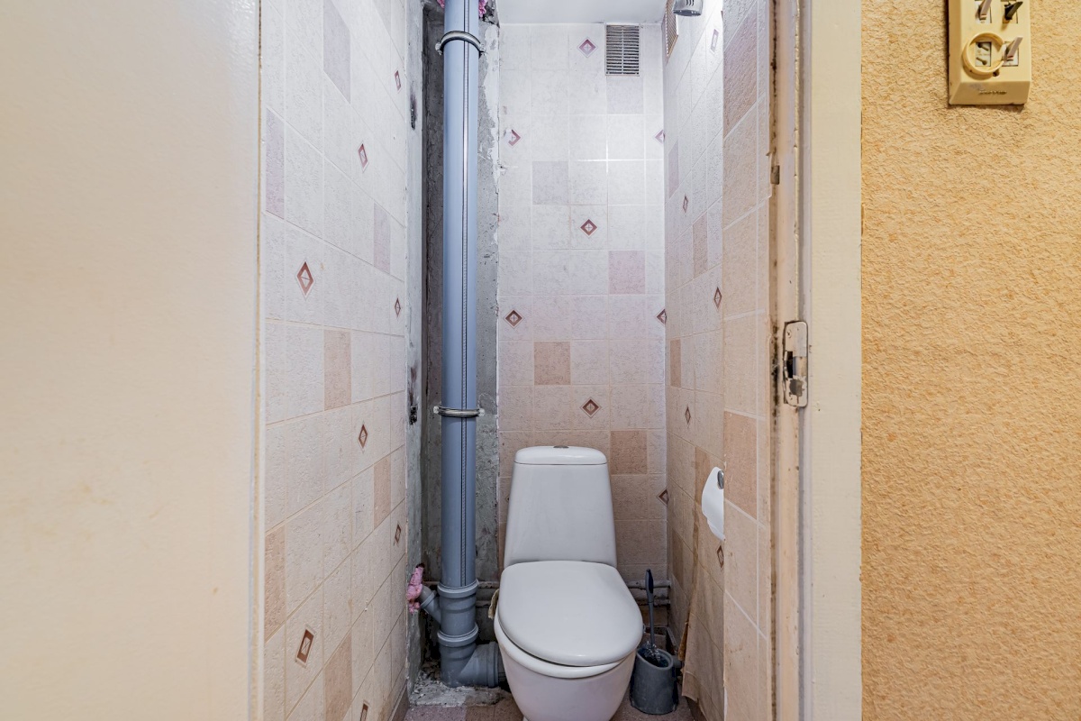 Tallinn, Lasnamäe linnaosa, Raadiku tn 2