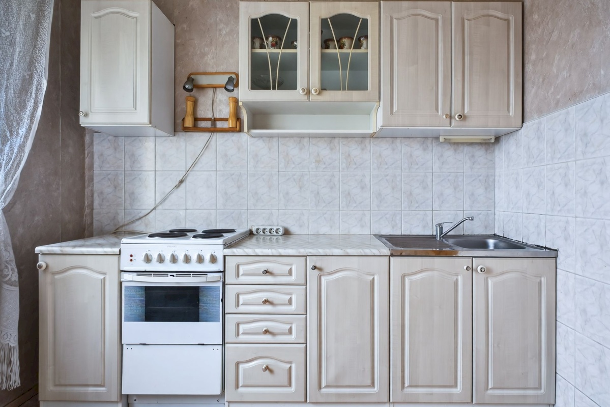 Tallinn, Lasnamäe linnaosa, Raadiku tn 2